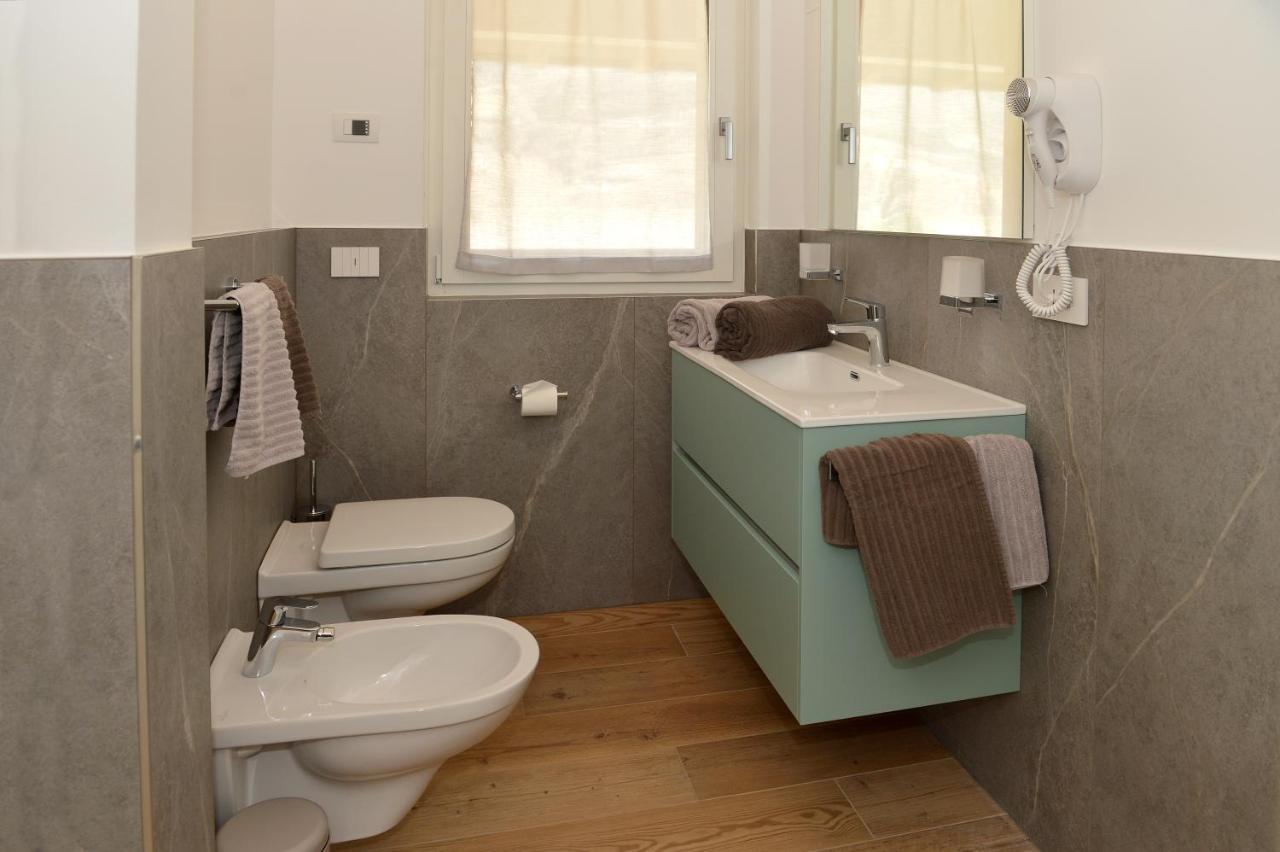 Bed And Breakfast Navis Nave San Rocco エクステリア 写真